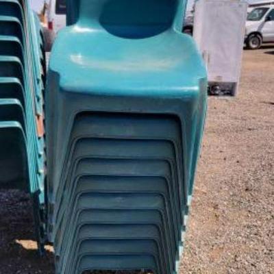 #8324 â€¢ 10 Plastic Outdoor Chairs
