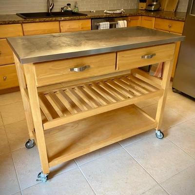 Kitchen island on casters