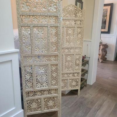 White-washed Moroccan Style 3-panel divider