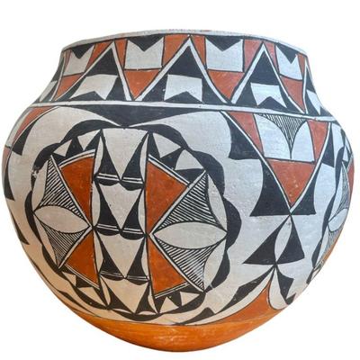 Native American Acoma Pottery Vessel, RACHEL CONCHO, SANTANA
