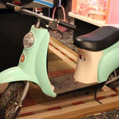 Kids electric mopad