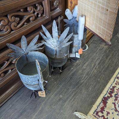 galvanized turkey planters