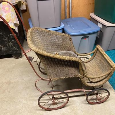 Wicker carriage for child