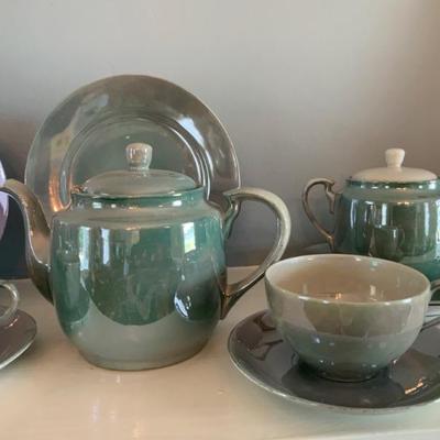 Lusterware Japan