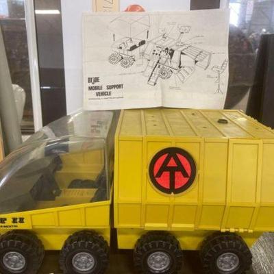 #1240 â€¢ GI joe Mobile Support Vehicle Large Yellow Mostly Complete Toy
