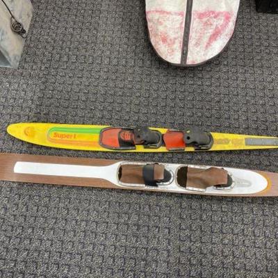 #3024 â€¢ 2 Competition Slalom Water skis. Beautiful Jerry Hall, EP Super 1.
