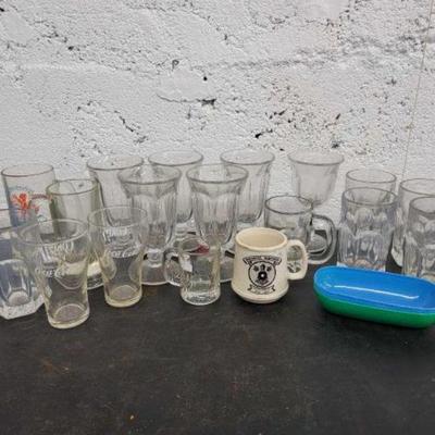 #1018 â€¢ Milkshake Glasses, Coca-Cola.Glasses, Dairy Queen Sun...
