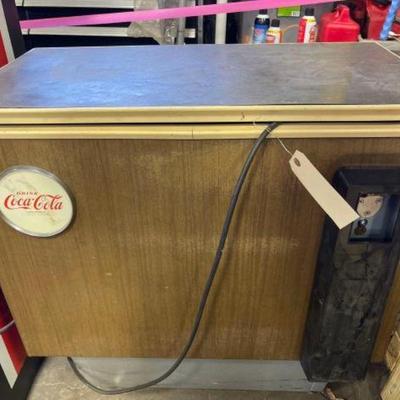 #4322 â€¢ Original Working Coca Cola Vending Machine dispenser
