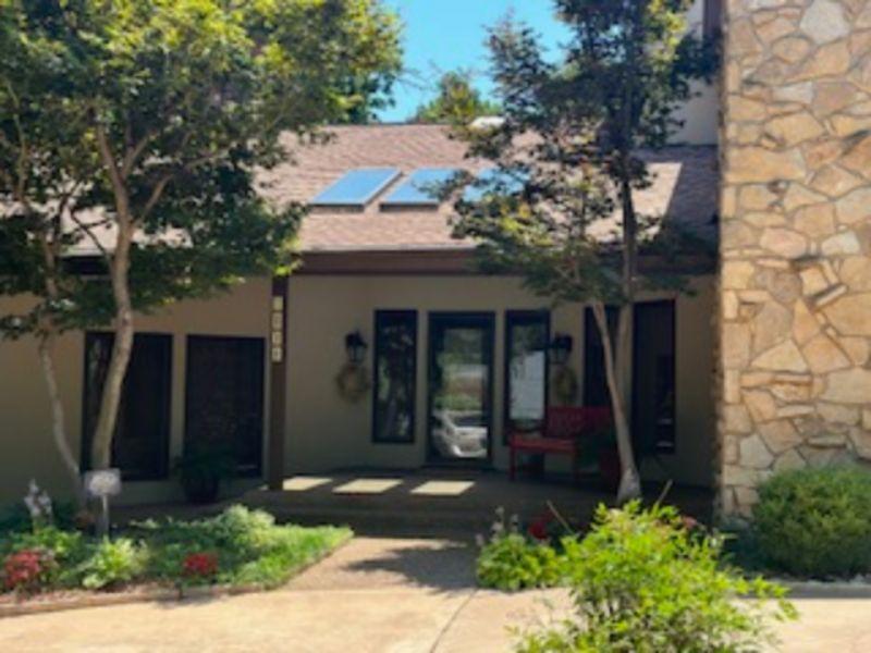 1800 Bunting Lane Sale