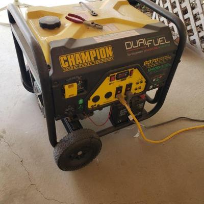 Like new Champion 9375 electric start home backup generator