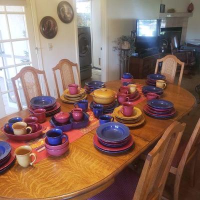 Matching dining set extended
Sabatier stoneware