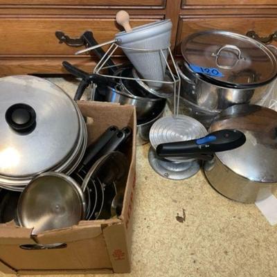Misc pots and pans 
