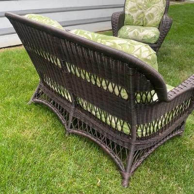 Lloyd Flanders Wicker Furniture loveseat