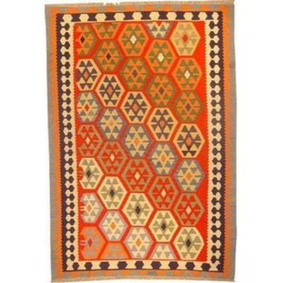 Ardabil Persian Kilim 7'10" x 5'10"...