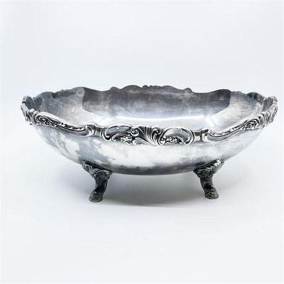 Lot 100   0 Bid(s)
Wallace No. 214 Large Oval Silverplate Footed Bowl