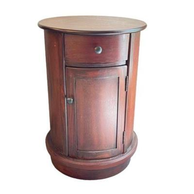 Lot 040   0 Bid(s)
Cherry Decor Therapy Round Side Table