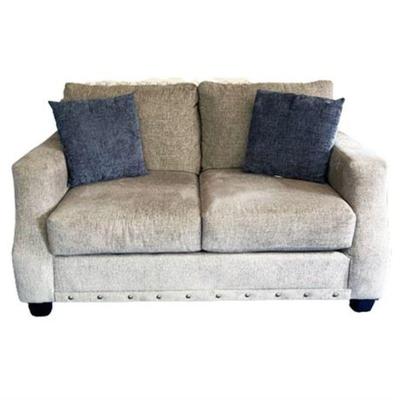 Lot 002   0 Bid(s)
Broyhill Contemporary Loveseat Sofa