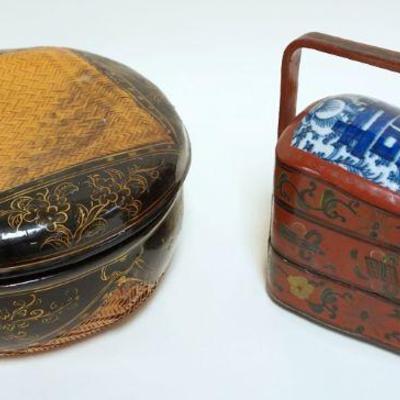 1045	ASIAN LACQUERED LUNCH BOX AND NEST OF BASKETS
