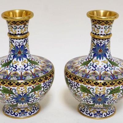 1188	PAIR OF CLOISONNE VASES	PAIR OF CLOISONNE VASES, APPROXIMATELY 6 1/2 IN HIGH
