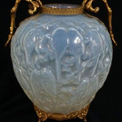 1119	CONSOLIDATED GLASS VASE	CONSOLIDATED GLASS VASE IN GILT FINISHED METAL HOLDER, APPROXIMATELY 13 IN H
