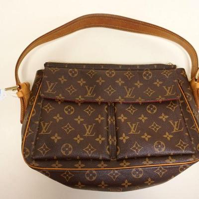 1191	LOUIS VUITTON BAG	LOUIS VUITTON BAG, APPROXIMATELY 11 3/4 IN X 9 IN X 3 1/4 IN
