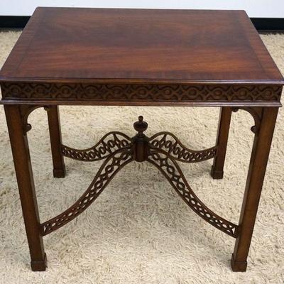 1036	ETHAN ALLEN MAHOGANY LAMP TABLE WITH FRETWORK STRETCHER, APPROXIMATELY 28 IN X 21 IN X 28 IN H
