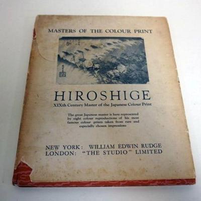 1094	HIROSHIGE COLOR PRINT BOOK	HIROSHIGE MASTERS OF COLOR PRINT BOOK, 1929 WITH 8 COLOR PRINTS
