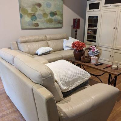 Cream Leather Couch Set 