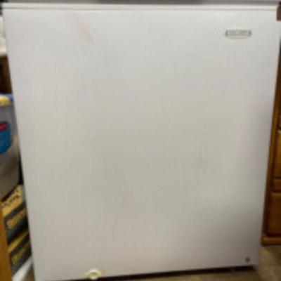 Holiday Brand Chest Freezer