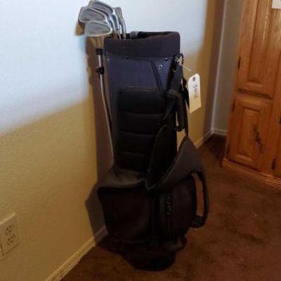 #3402 â€¢ Golf Bag and Clubs

