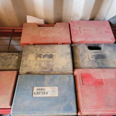 #2566 â€¢ Assorted Sets of Specialized Automotive Tools
