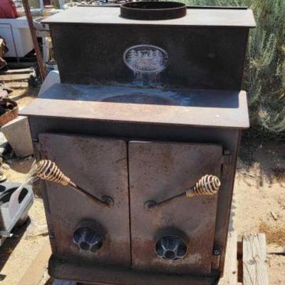 #1250 â€¢ Sweet Home Stove Works Wood Stove
