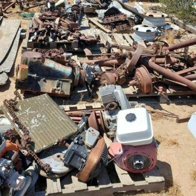 #1108 â€¢ 8 Pallets of Car Parts
