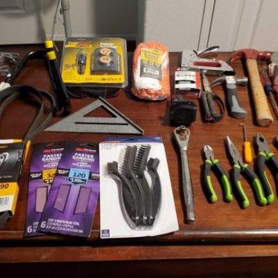 #3522 â€¢ Power Inverter, Hammers, Pliers, Brakes, Belts, Wall Hangers, S...
