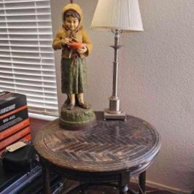 #3046 â€¢ Wooden End Table with 2 Lamps
