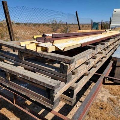#1076 â€¢ Steel Beams and wooden palletts
