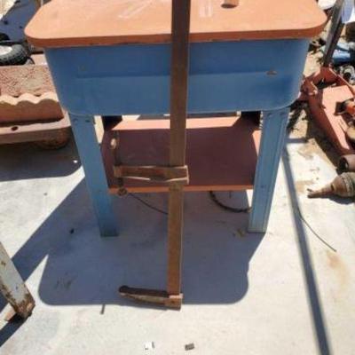 #2644 â€¢ Steel Parts Cleaning Tank And industrial C-Clamp
