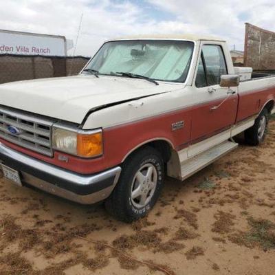 #300 â€¢ 1988 Ford F-150 Pickup Truck
