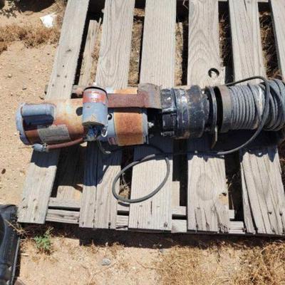 #1254 â€¢ Dayton Electric Wench
