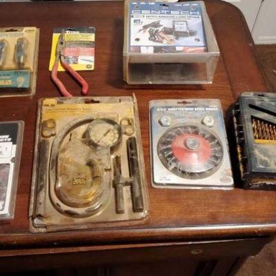 #3514 â€¢ Sockets sets, Drill bit set Wire Bevel Brush
