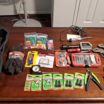 #3516 â€¢ Tap Wrench Set 30in Measuring Tape Flash Lights Lock pin
