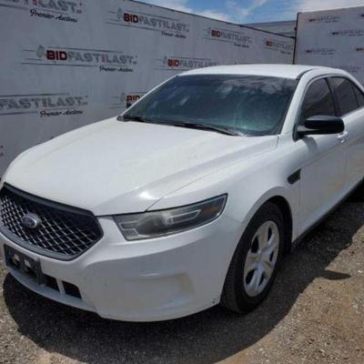 #610 â€¢ 2015 Ford Taurus
