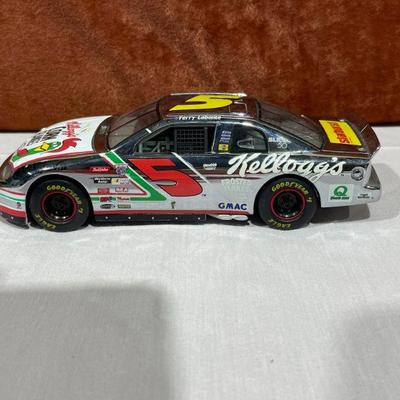 1997 Chevy Monte Carlo Kellogg's # 5 DC 1:24