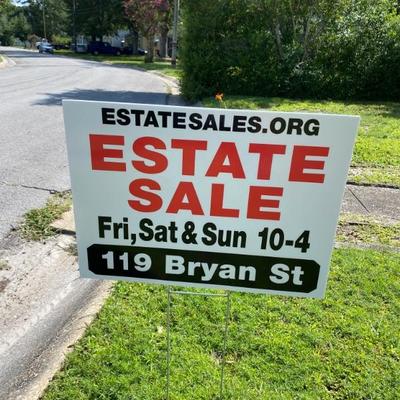 Estate sale photo