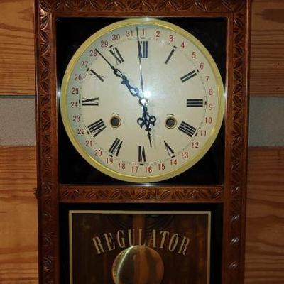 Several clocks for repair or display