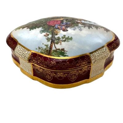 Porcelain Hand Painted Dresser box
