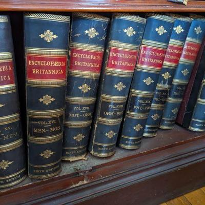 Antique Encyclopedia Britannica 