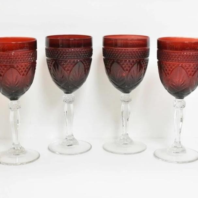 Cranberry Wine Glasses