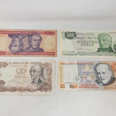 #2766 â€¢ (4) Foreign Currency Banknotes
