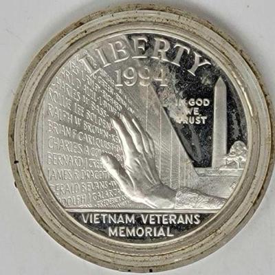 #2520 â€¢ 1994-P Vietnam Veteran Memorial $1 Silver Proof
